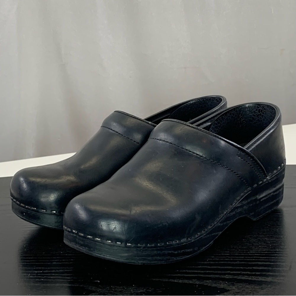 Dansko Professional Black Leather Comfort Clog EU 39 US 8.5-9